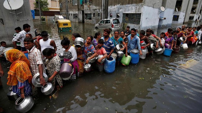 Banjir Rendam Gujarat, 218 Orang Tewas