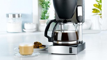 KURSI MAKAN, PISAU DAPUR, DAN MESIN PEMBUAT KOPI LAYAK INVESTASI