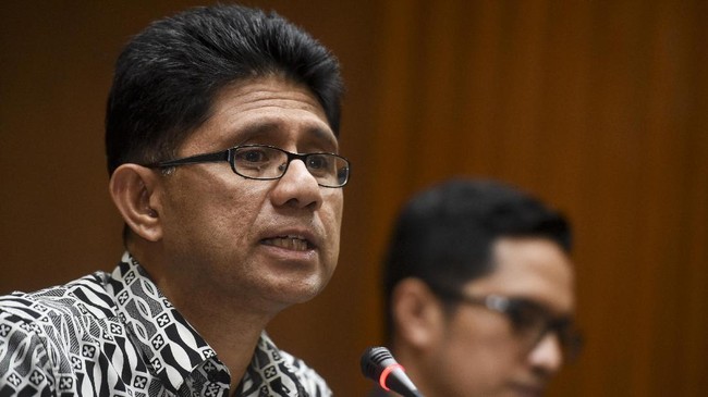 Wakil Ketua KPK Laode M Syarif menyatakan koruptor terbanyak berlatar belakang pendidikan S2, disusul S1 dan S3.