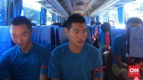 Keimigrasian Indonesia dan Polda Metro Jaya mendeportasi 143 Warga Negara Asing (WNA) asal China hari ini, Kamis (3/8).