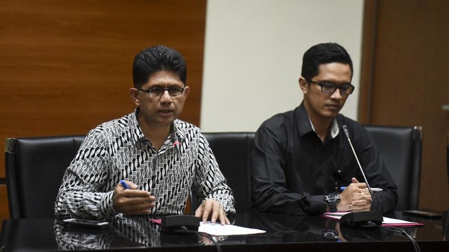 Ketua Pengadilan Tinggi Sulut ditangkap KPK di sebuah hotel di Jakarta, pada Jumat (6/10) terkait dugaan suap perkara banding.