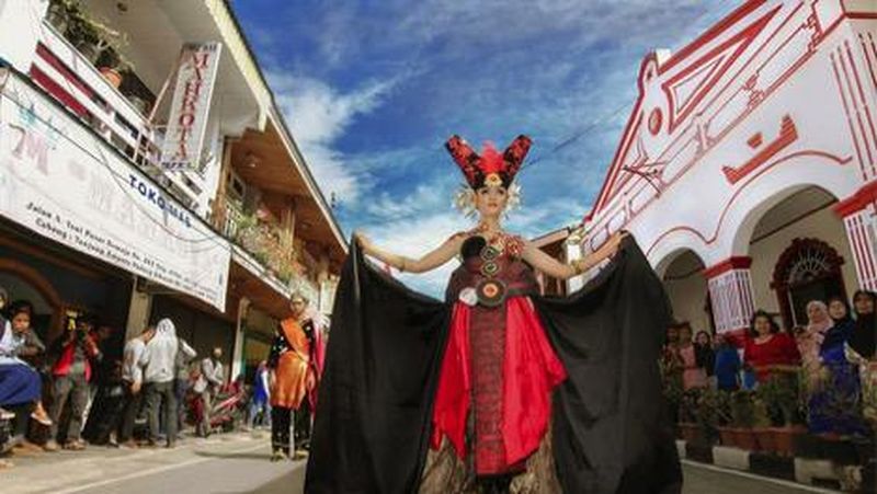 Bagi Anda yang gemar mengoleksi kain songket, ada acara yang tidak boleh dilewatkan.
