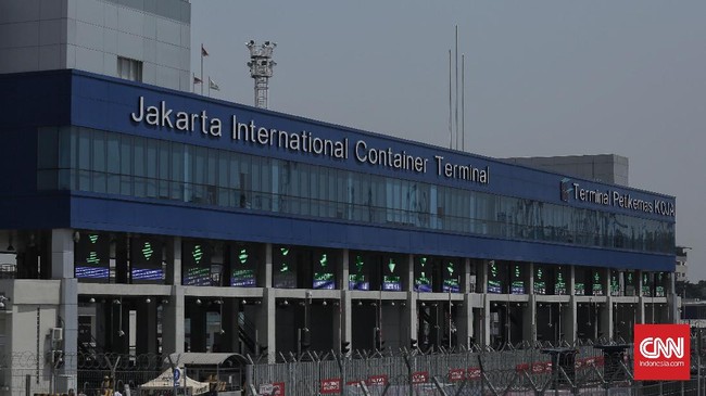 PT Jakarta International Container Terminal akan memakai jasa PT Multi Tally Indonesia sebagai pemasok alat angkut kontainer mulai 1 Januari 2018.