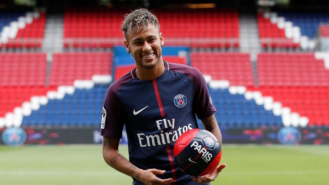 Pelatih Barcelona, Ernesto Valverde, tak memungkiri kepergian Neymar merupakan masa-masa sulit yang pernah dialami skuatnya tahun lalu.