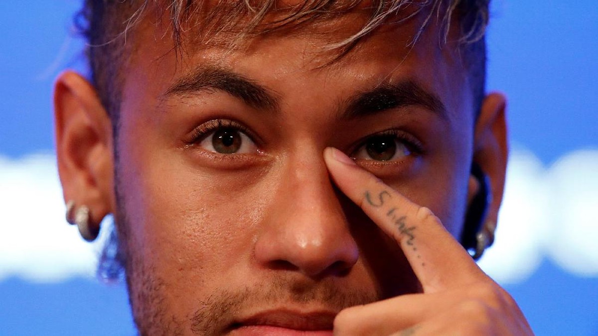 FOTO: Hari Pertama Neymar Jadi Pemain PSG