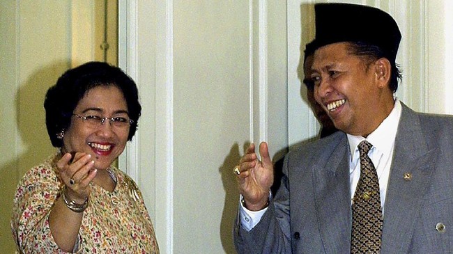 Kisah Tersembunyi: Kode Rahasia antara Megawati dan Hamzah Haz saat Memimpin Indonesia