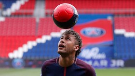 Wawancara Ekslusif CNN dengan Neymar