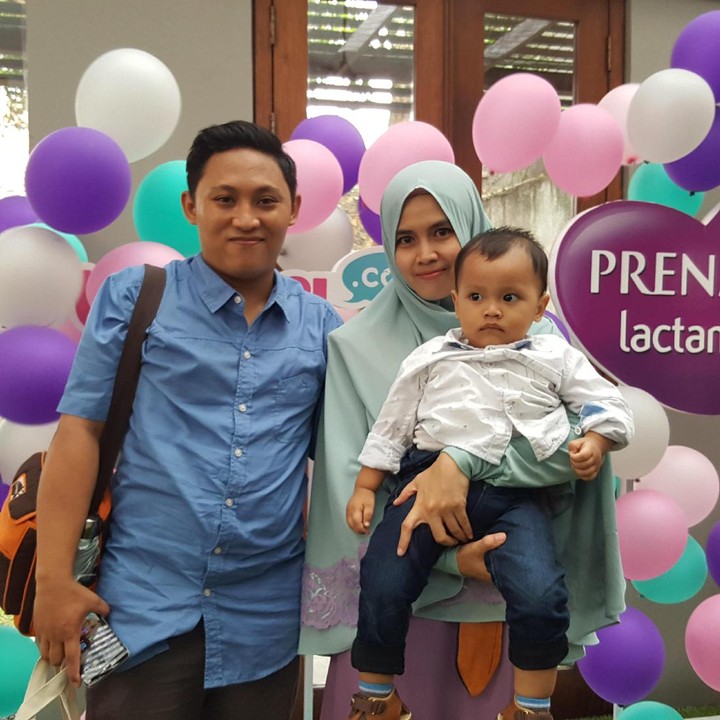 <p>Yang ini adalah keluarga Bunda Wilda. Mereka senang banget dengan acara seperti ini, karena katanya jadi lebih tahu berbagai hal soal parenting.</p>