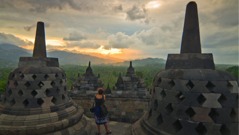Ada kabar gembira dari Kota Yogyakarta. Ribuan wisatawan mancanegara (wisman) terlihat memadati kota pelajar ini.