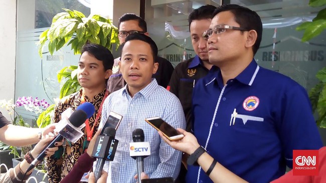 Pihak pengelola Apartemen Green Pramuka City menolak mediasi karena mengalami kerugian besar setelah Acho memuat keluhan di media sosial miliknya.
