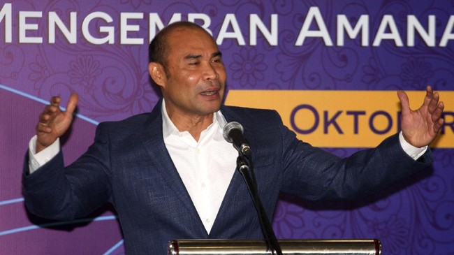 Pilkada Jabar 2018 adalah pertarungan figur calon kepala daerah, yakni Ridwan Kamil alias Emil. Kasus Viktor Laiskodat pun dinilai tak berpengaruh banyak.
