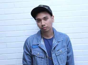 Lirik Lagu LAGI? - Rayi Putra feat Laze