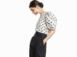 Tren Motif Polkadot, Ini Tips Mix & Match Agar Terlihat Elegancy