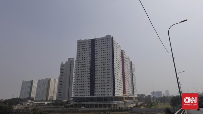 Pengelola Green Pramuka City mengkasuskan Acho karena merasa dirugikan. Mereka mengklaim penjualan unit apartemen jadi menurun.