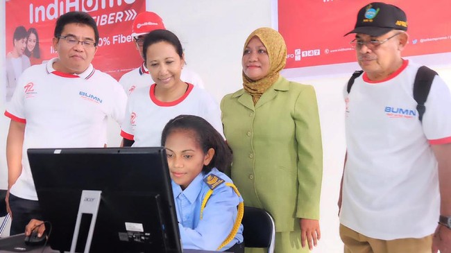 Pulau Liran yang terletak di perbatasan Indonesia dan Timor Leste akhirnya menikmati akses internet dengan kecepatan 3G.