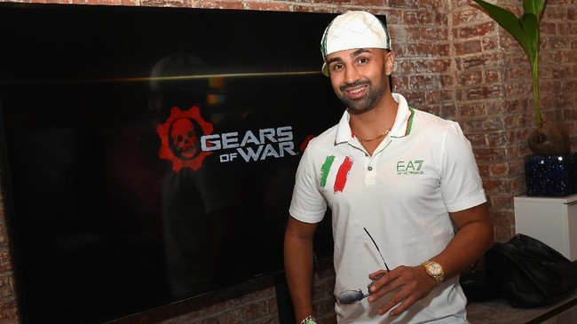 Paulie Malignaggi mengaku menyesal sempat menjadi lawan latih tanding Conor McGregor dalam persiapan menghadapi Floyd Mayweather Jr.