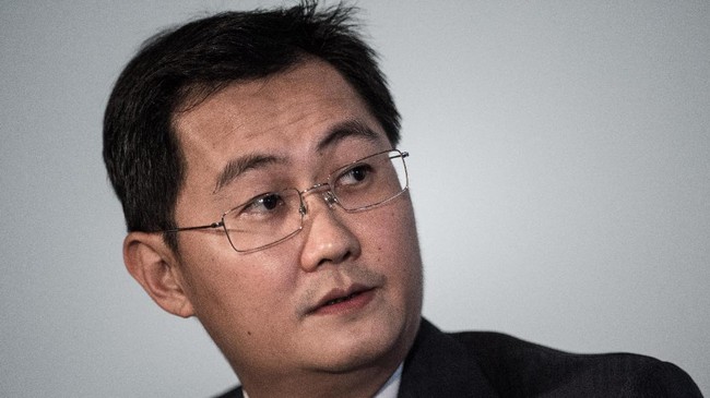 Ma Huateng, pemimpin Tencent Holding, mendarat di urutan ke-17 orang terkaya dunia versi Forbes dan nomor satu di China.