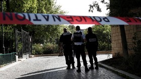 Perancis Tangkap Pelaku Penabrakan Tentara di Paris