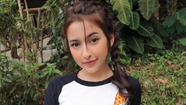 img-title Jennifer Coppen Kecam Unggahan TikTok Selebgram Dinda Safay
