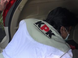 KPK Geledah Kantor PDAM Bandung Terkait Korupsi Yana Mulyana