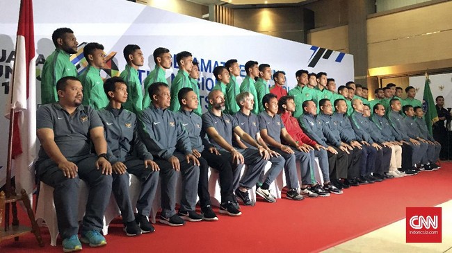 Asisten pelatih Timnas Indonesia U-22 Bima Sakti mengaku berat memulangkan sejumlah pemain. Namun, tim pelatih harus memilih pemain terbaik sesuai kuota.