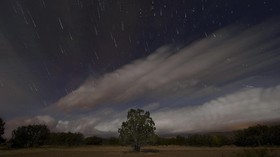 Tips Menyaksikan Hujan Meteor Perseids Nanti Malam