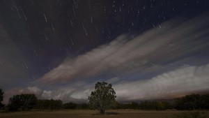 8 Hujan Meteor Desember, Mana yang Terpantau Jelas di RI?