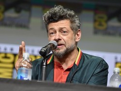 Demi Acara Amal, Andy Serkis Baca Maraton Buku The Hobbit
