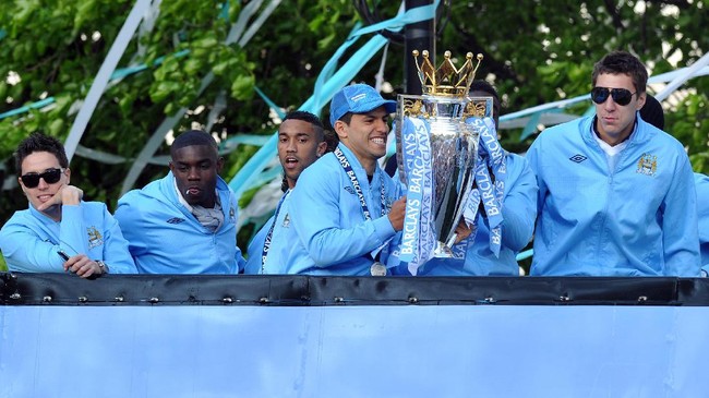 Manchester City cuma jadi klub semenjana tanpa enam gelar juara Liga Inggris yang kini terancam dicopot gara-gara dituduh melanggar financial fair play (FFP).