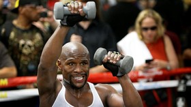Mayweather Bantah Kabar Negosiasi Rematch Lawan Pacquiao