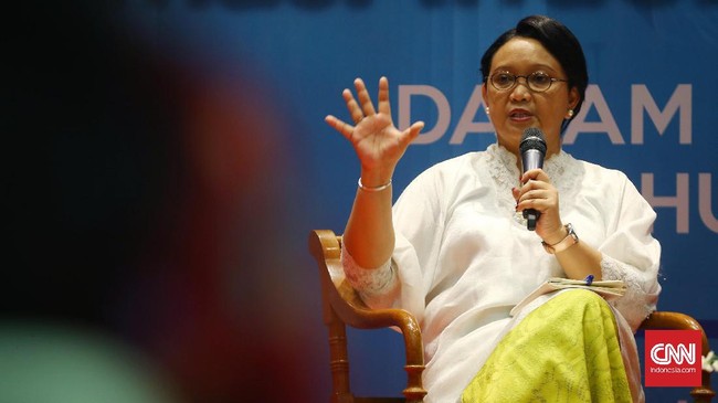 Menteri Luar Negeri RI Retno LP Marsudi mengonfirmasi 17 warga Indonesia yang melarikan diri dari ISIS di Raqqa, Suriah, kini telah berada di Irak.