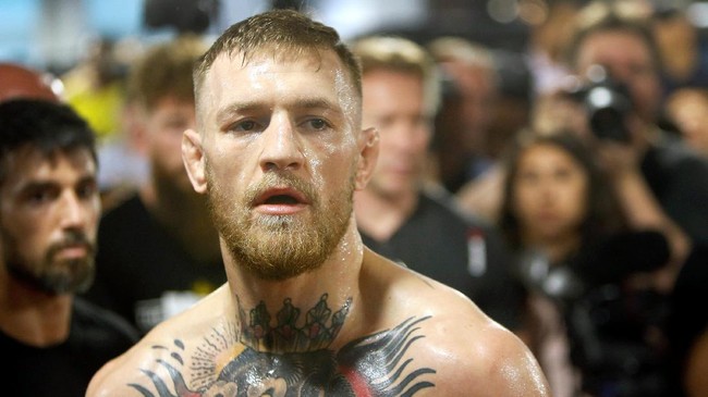 Conor McGregor menyebut Floyd Mayweather Jr. hanya bisa berdoa jelang laga berlangsung namun semua doa itu akan sulit terwujud.