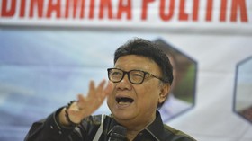 Mendagri Dorong Daerah Revisi Aturan Penghambat Investasi