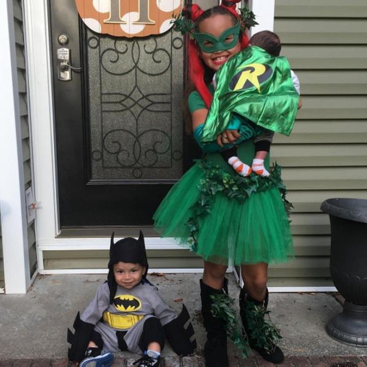 <p>Ya ampun! Super hero dalam 3 generasi nih. (Instagram: @ thecurtishamilton)</p>