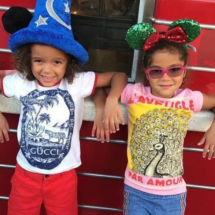 <span style="color: #222222; font-family: arial, sans-serif; font-size: 12.8px;">Nah kalau yang ini namanya Moroccan dan Monroe, anak kembar dari diva kondang di Hollywood, Mariah Carey. (Sumber: Instagram/ @mariahcarey)</span>