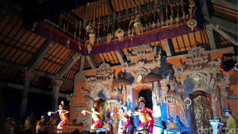 Wisatawan Mancanegara asal Singapura kembali dimanjakan oleh Batam melalui Festival Food, Culture dan Art. Di festival itu