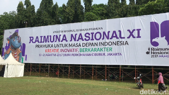 Kontingen Pramuka Penegak Pandega dari Banjarnegara membawa misi budaya dan wisata ke Raimuna Nasional di Cibubur, Jakarta.