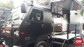 Melihat dari Dekat Mobil Dapur Perang Buatan Indonesia