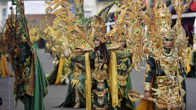 Jember Fashion Carnival (JFC) 2018 kali ini bertema Asialight dengan hembusan semangat Asian Games 2018.