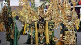 Menikmati Jember Fashion Carnival dengan Hembusan Asian Games