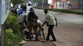 Kepanikan Korban Teror Penembakan Berdarah di Burkina Faso