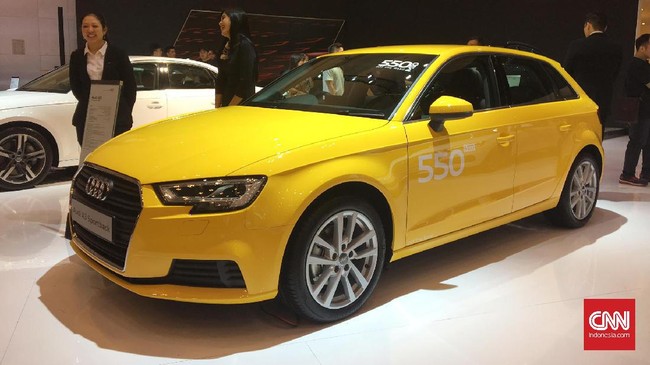 The New Audi A3 Sportback dilego Rp550 juta off-the road dan diklaim hanya perlu menggunakan BBM 4,8 liter untuk menempuh jarak 100 km.