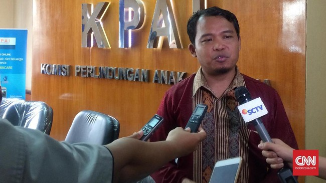 KPAI ke Probolinggo untuk mengklarifikasi perihal polemik pembibitan radikalisme kepada murid TK lewat pawai menggunakan cadar dan membawa replika senjata.