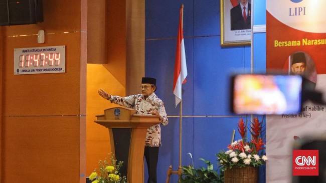Salah satu pesan presiden ketiga RI adalah penerapan sila pertama yang berarti bangsa Indonesia yakin atas Tuhan.