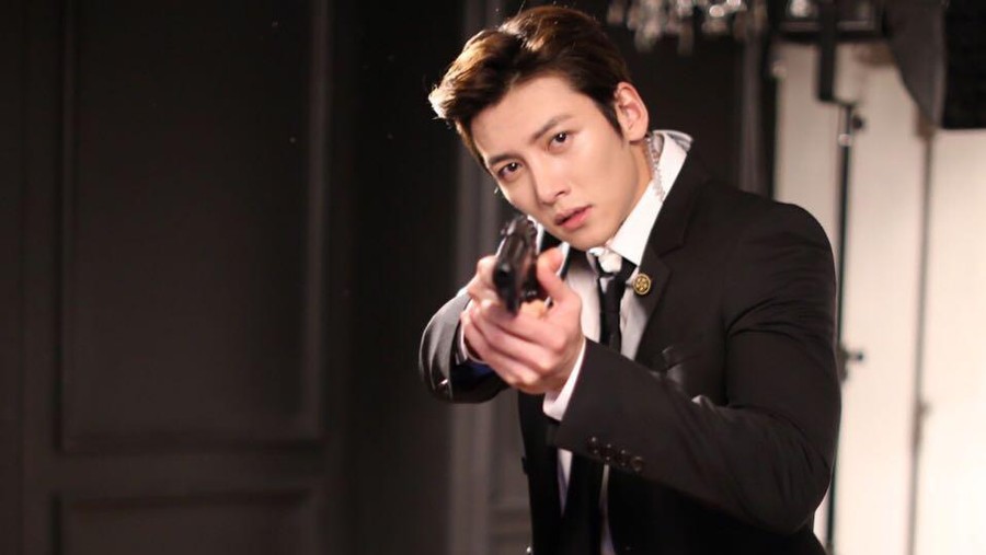 3. Ji Chang Wook Penggemar tiga artis ini harus mengelus dada karena idola mereka membatalkan kunjungannya ke Jakarta gara-gara virus corona.
