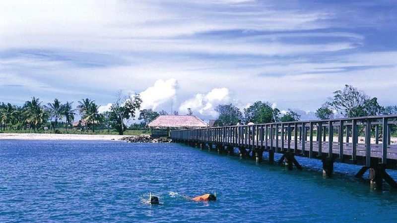 Kawasan Ekonomi Khusus (KEK) Pariwisata Tanjung Lesung akan menggelar upacara pengibaran bendera di bawah laut.