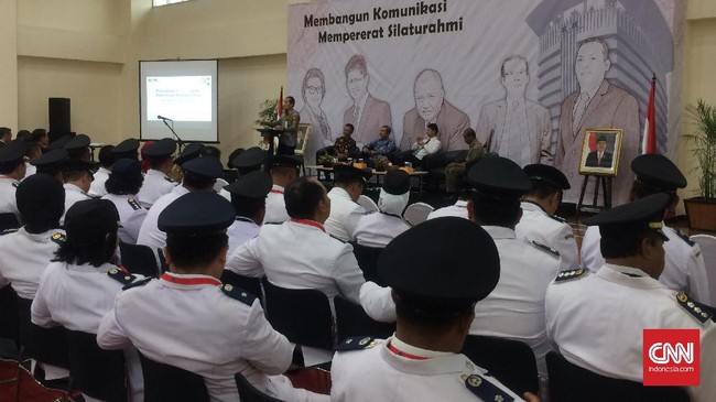Pengarahan tentang pengolahan dana desa disampaikan oleh tiga Wakil Ketua KPK Saut Situmorang, Laode M Syarif dan Alexander Marwata.