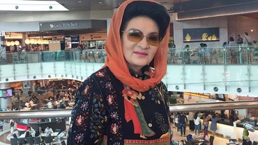 img-title Farida Pasha Raih Penghargaan 'Lifetime Achievement' Sebelum Wafat