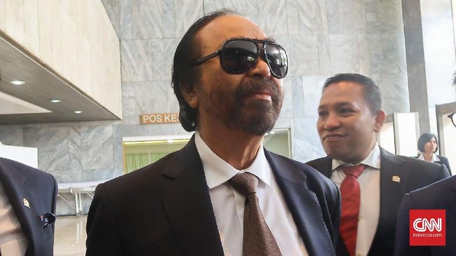Ketua Umum Partai NasDem Surya Paloh sepakat mengembalikan posisi MPR RI sebagai lembaga tertinggi melalui amendemen konstitusi.