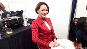 Sedih Bun, 5 Artis Wanita Sempat Gagal Nikah Usai Ditipu Calon Suami